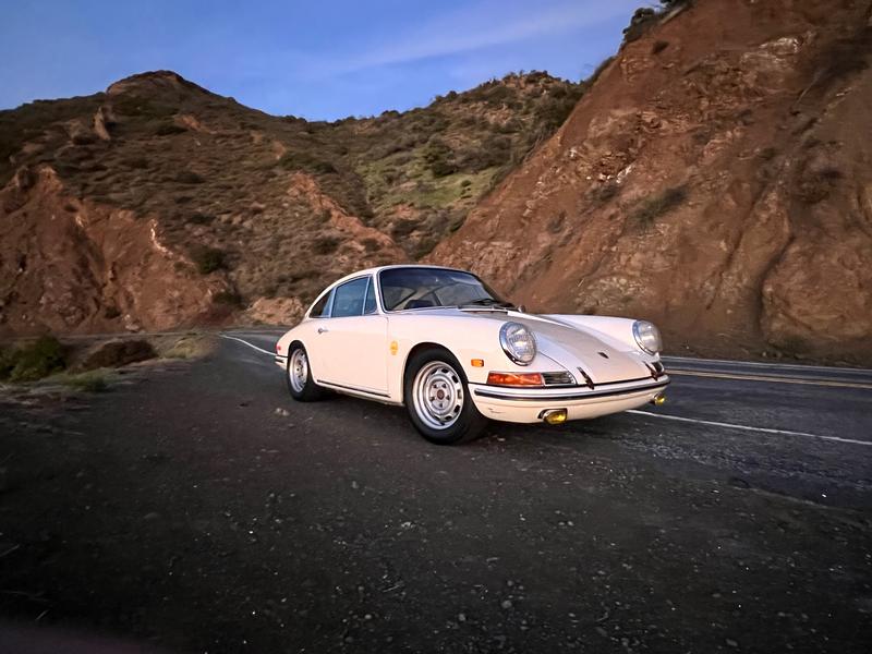 Porsche Club of America - The Mart - 1968 911
