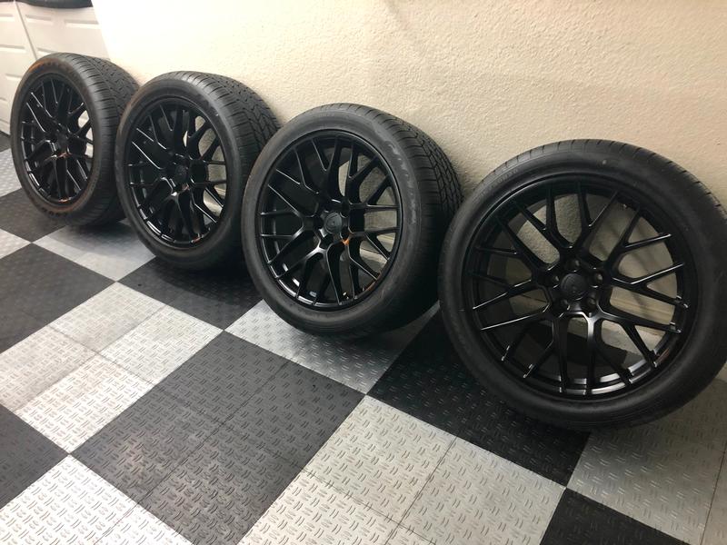 Porsche Club of America - The Mart - Macan OEM 20'' Black RS Spyder With Goodyear Tires