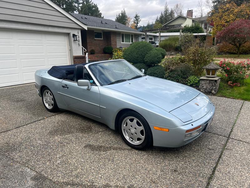 Porsche Club of America - The Mart - 1990 944 S2 Cabriolet