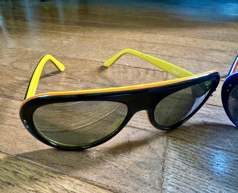 Vintage Foster Grant USA Blue Yellow White Mirrored Ski Sunglasses Vintage Foster Grant USA Blue Yellow White Mirrored Ski  main image 4