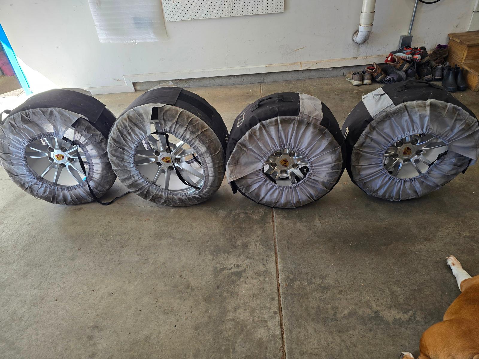Porsche Club of America - The Mart - 992 Carrera Classic 19/20 wheel & winter tire set